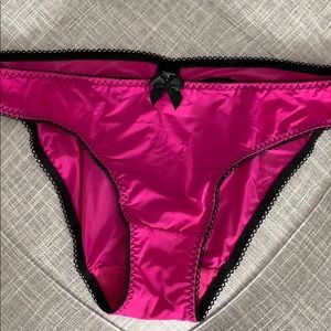 Fredricks of Hollywood panties